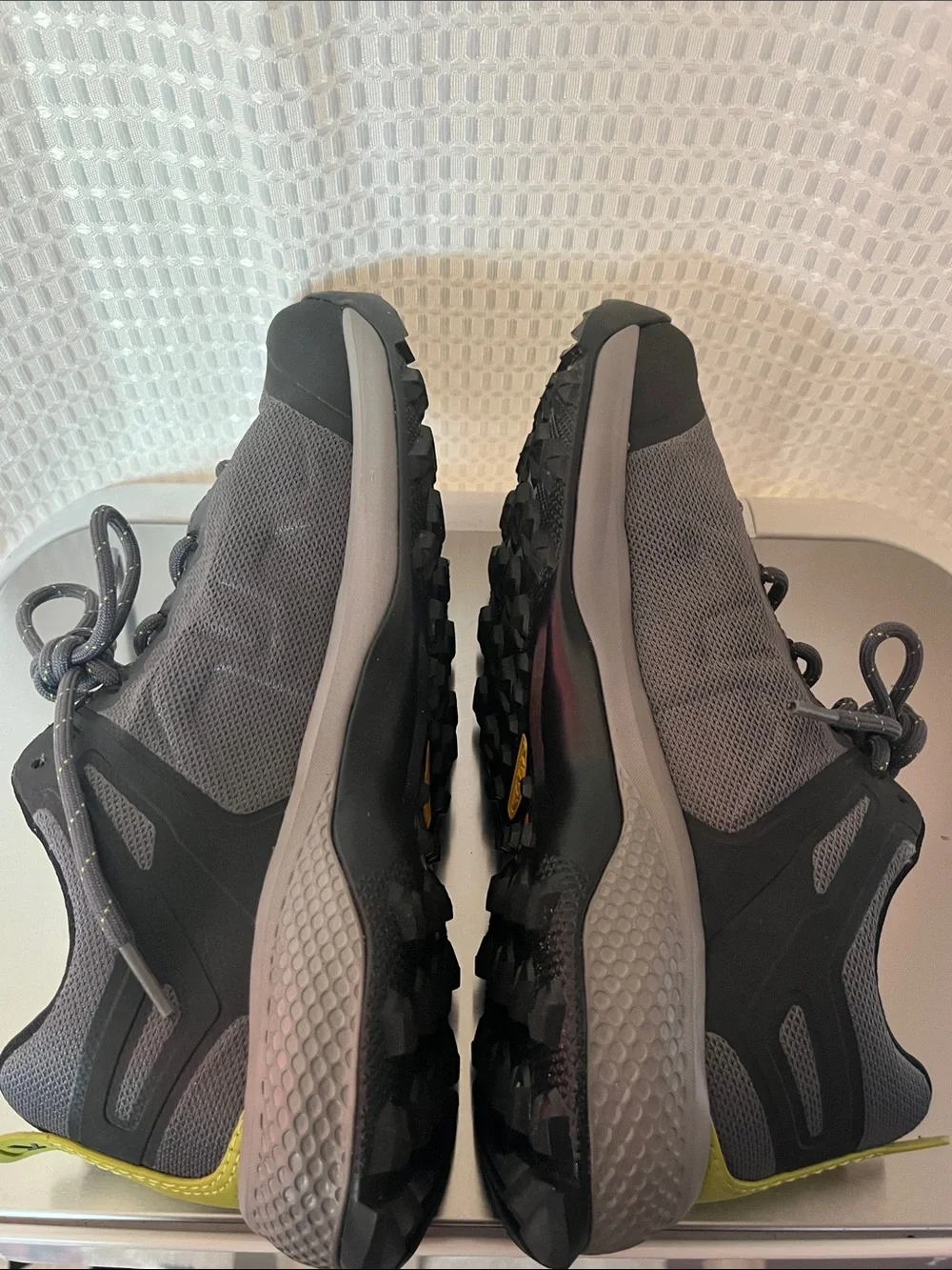 KEEN Explore Vent Trail Hiking Shoes Gray Black Men's 9 KonnectFit 1022293